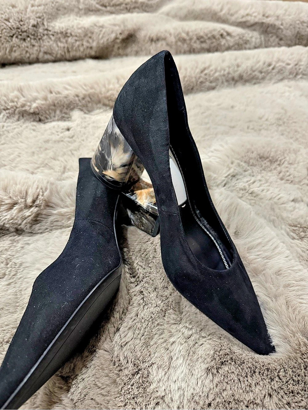 Zara Pointed Toe Sculptural Heel Pumps in Black Like New - Picture 4 of 5